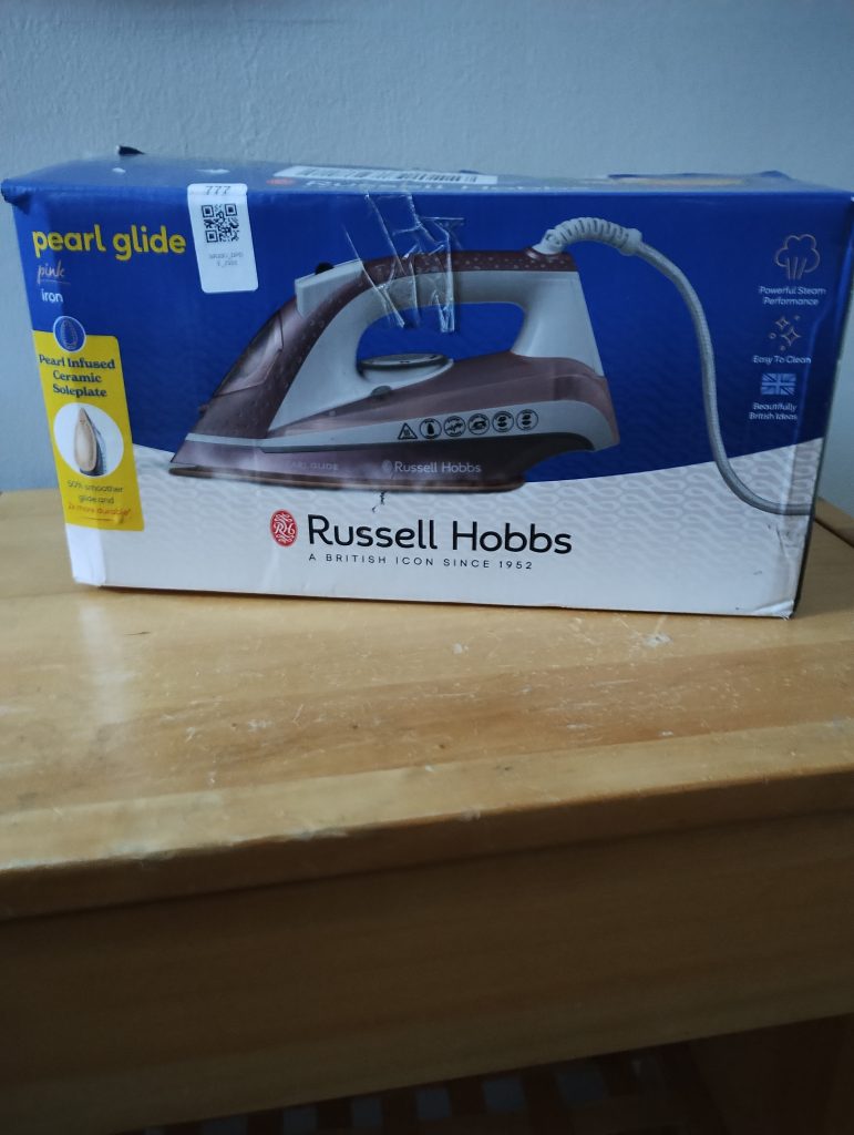 Russell Hobbs Pearl Glide Iron in Pink
