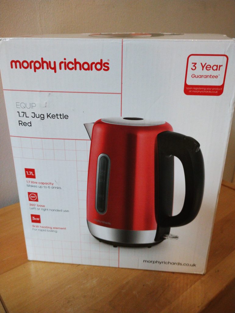 Morphy Richards Equip Kettle in Red